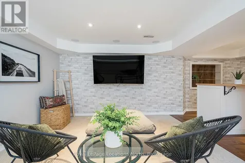 12 Patton Street Collingwood ON L9Y 0E5