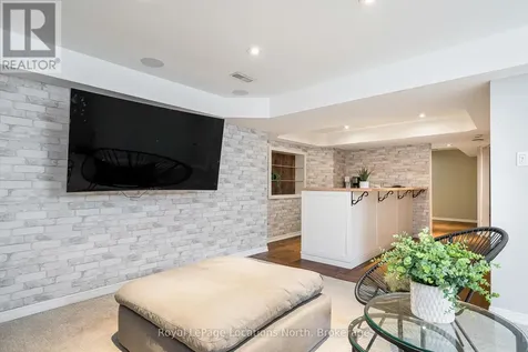 12 Patton Street Collingwood ON L9Y 0E5