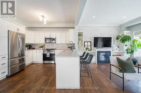 12 Patton Street Collingwood ON L9Y 0E5