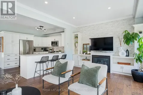 12 Patton Street Collingwood ON L9Y 0E5