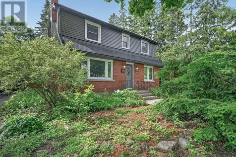 140 Begonia Avenue Ottawa ON K1H 6E4