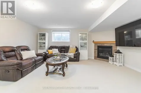 93 Nepeta Crescent Ottawa ON K1T 0S6