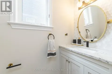 93 Nepeta Crescent Ottawa ON K1T 0S6