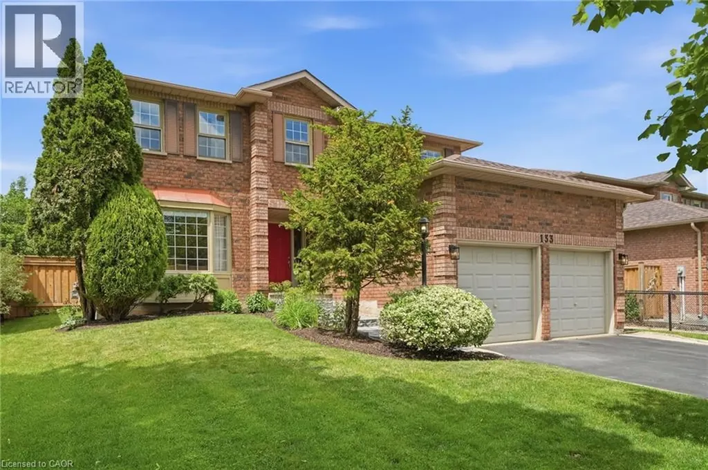 133 Warner Drive Oakville ON L6L 6G7