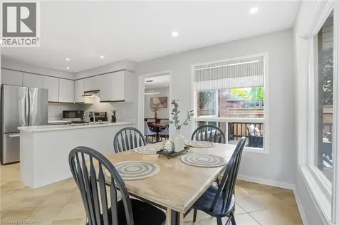 133 Warner Drive Oakville ON L6L 6G7