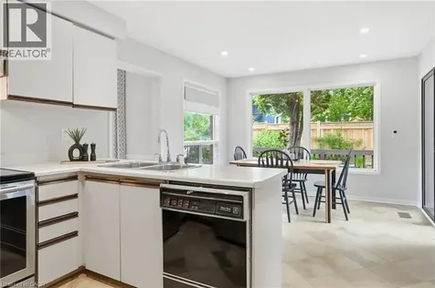 133 Warner Drive Oakville ON L6L 6G7