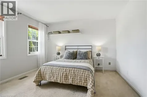 133 Warner Drive Oakville ON L6L 6G7