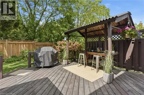 133 Warner Drive Oakville ON L6L 6G7