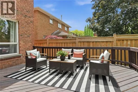 133 Warner Drive Oakville ON L6L 6G7