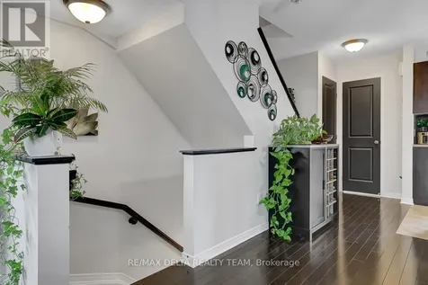 275 Eric Czapnik Way Ottawa ON K1E 0B4