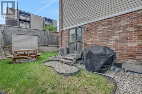 275 Eric Czapnik Way Ottawa ON K1E 0B4
