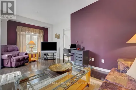 275 Eric Czapnik Way Ottawa ON K1E 0B4