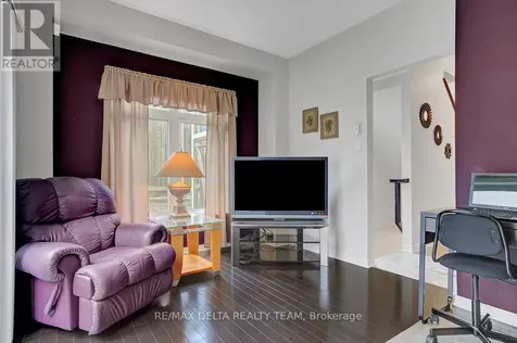 275 Eric Czapnik Way Ottawa ON K1E 0B4