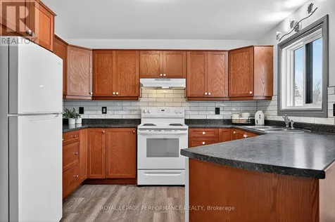 107 Lorne Street Smiths Falls ON K7A 3L1
