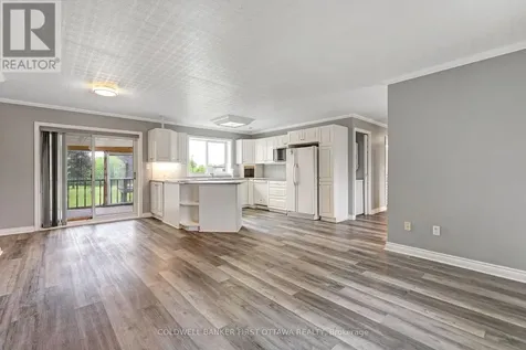 363 Napoleon Street Carleton Place ON K7C 3Y3