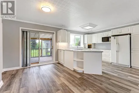 363 Napoleon Street Carleton Place ON K7C 3Y3