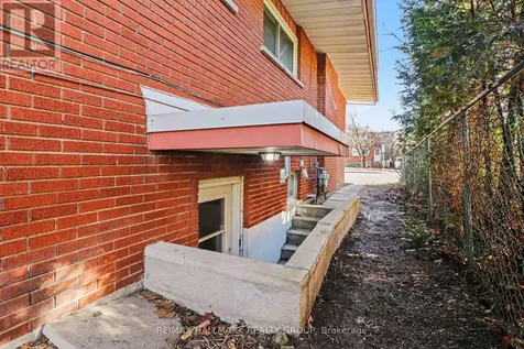303 Lavergne Street Ottawa ON K1L 5E2