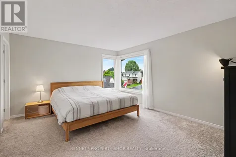1474 Delia Crescent Ottawa ON K4A 2Y2