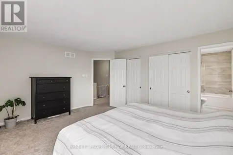1474 Delia Crescent Ottawa ON K4A 2Y2