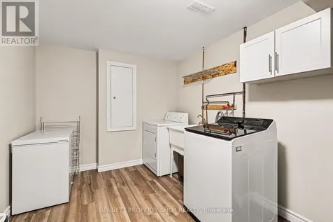 1474 Delia Crescent Ottawa ON K4A 2Y2
