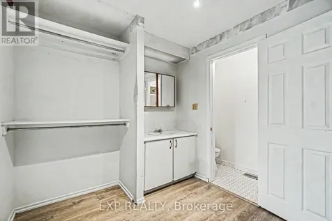 82 Sherway Drive Ottawa ON K2J 1N8