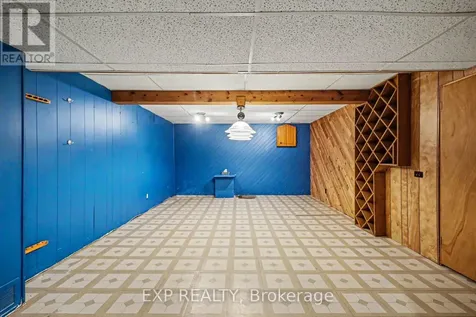 82 Sherway Drive Ottawa ON K2J 1N8