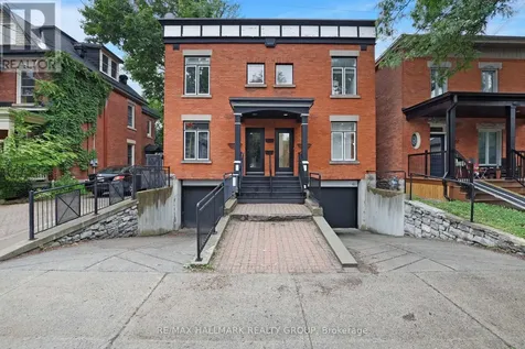 29 Thornton Avenue Ottawa ON K1S 2R8