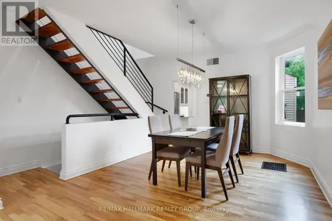 29 Thornton Avenue Ottawa ON K1S 2R8