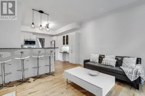 29 Thornton Avenue Ottawa ON K1S 2R8
