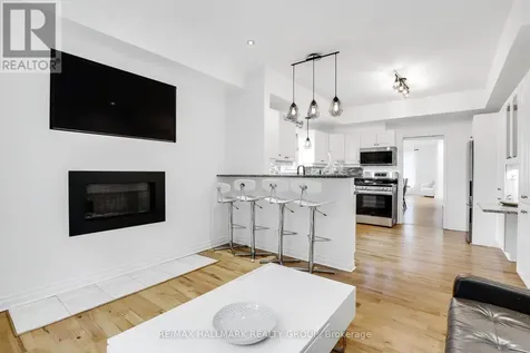29 Thornton Avenue Ottawa ON K1S 2R8