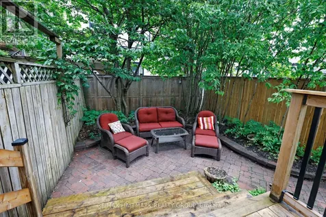 29 Thornton Avenue Ottawa ON K1S 2R8