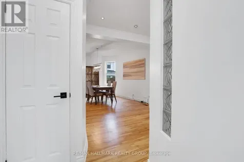 29 Thornton Avenue Ottawa ON K1S 2R8