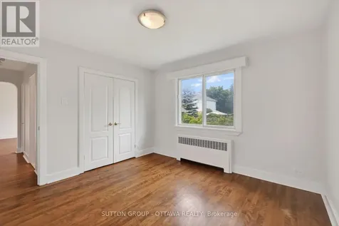 93 Ontario Street Ottawa ON K1K 1K8