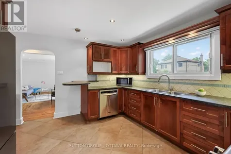 93 Ontario Street Ottawa ON K1K 1K8