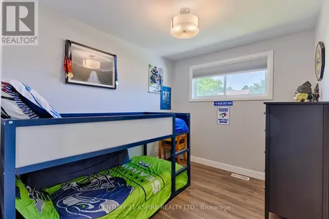 17 Maple Avenue Petawawa ON K8H 2Y4