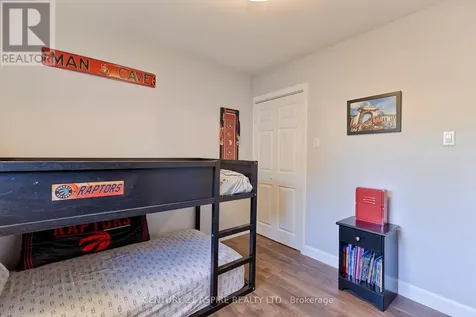17 Maple Avenue Petawawa ON K8H 2Y4
