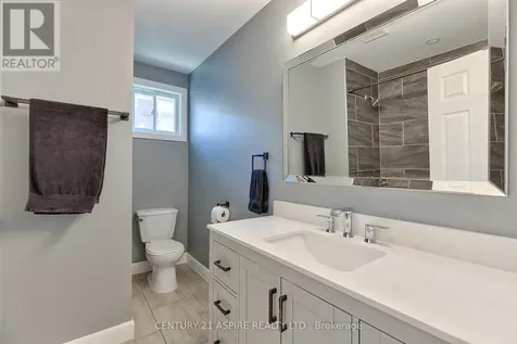 17 Maple Avenue Petawawa ON K8H 2Y4