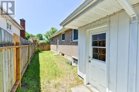 17 Maple Avenue Petawawa ON K8H 2Y4