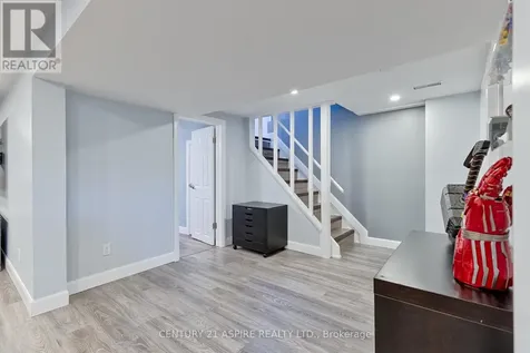 17 Maple Avenue Petawawa ON K8H 2Y4
