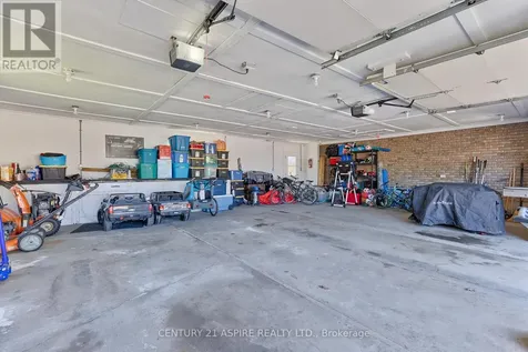 17 Maple Avenue Petawawa ON K8H 2Y4