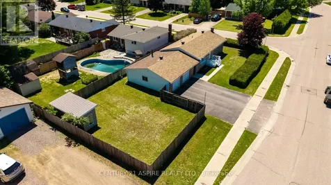 17 Maple Avenue Petawawa ON K8H 2Y4
