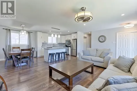 17 Maple Avenue Petawawa ON K8H 2Y4