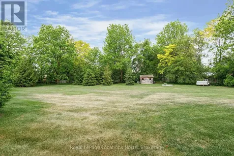 42 Lockhart Road Collingwood ON L9Y 2L3