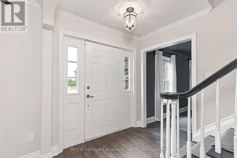 42 Lockhart Road Collingwood ON L9Y 2L3