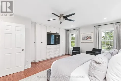42 Lockhart Road Collingwood ON L9Y 2L3