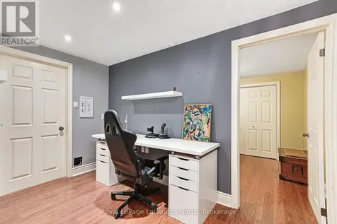 42 Lockhart Road Collingwood ON L9Y 2L3