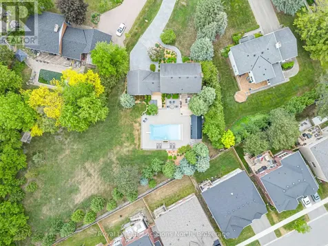 42 Lockhart Road Collingwood ON L9Y 2L3