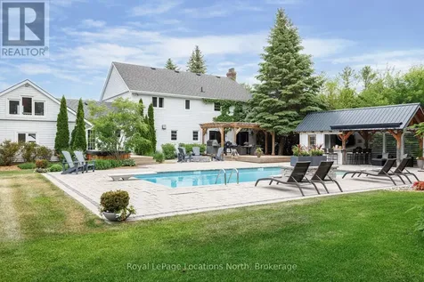 42 Lockhart Road Collingwood ON L9Y 2L3