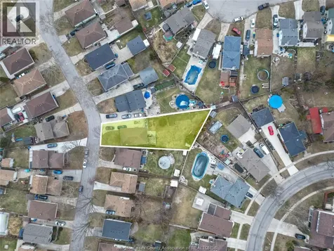 9606 Avery Lane Windsor ON N8R 2A2