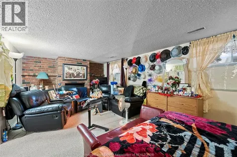 9606 Avery Lane Windsor ON N8R 2A2